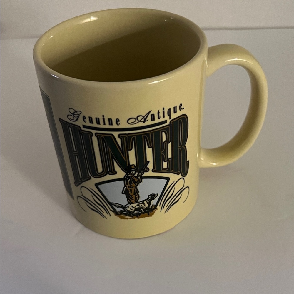 Genuine Antique Hunter Cream‎ Mug  1994

“Been there, done that, gone huntin”